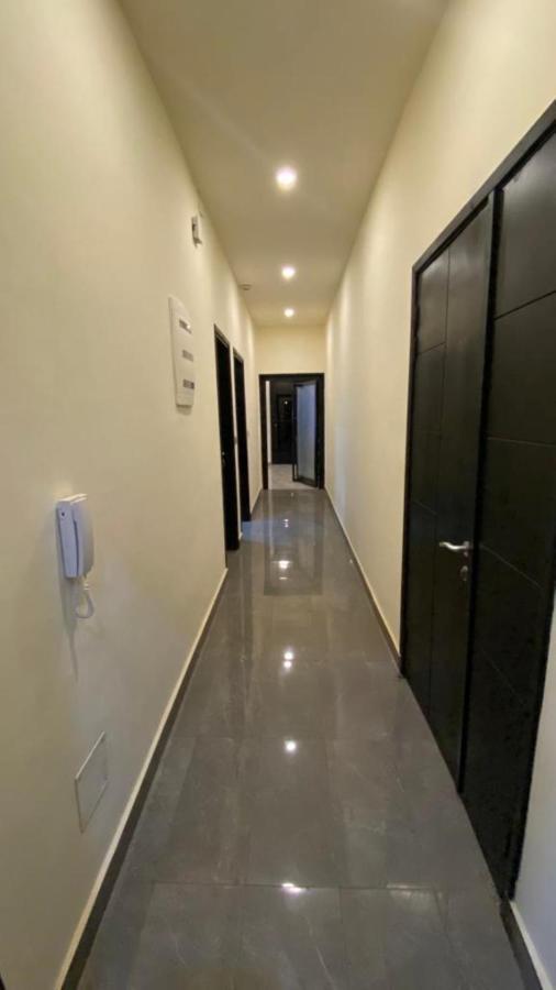 The One Apartment Yaounde Bagian luar foto