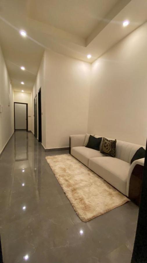 The One Apartment Yaounde Bagian luar foto
